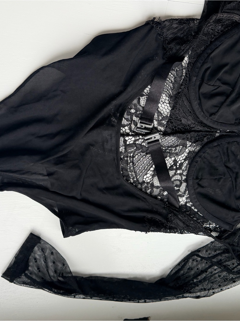 Bardot Sheer Lace Polka Dot Long-Sleeve Bodysuit - Picture 5 of 6